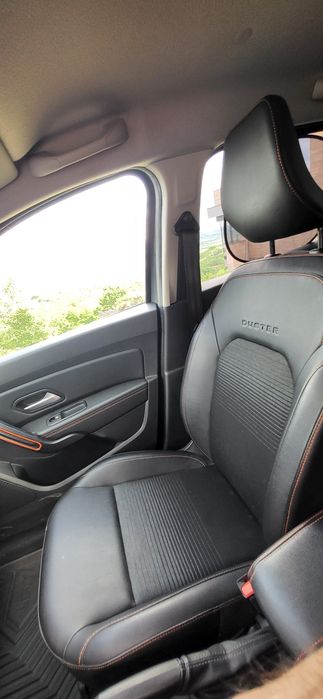 Dacia Duster 2022 1320cmc benzina 150cp 4x4