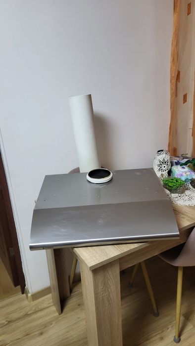 Vand hota in stare foarte buna folosita 3ani foarte putin