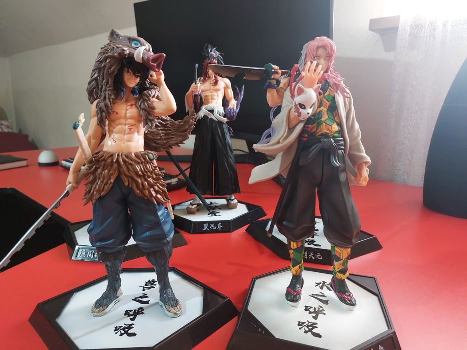 Аниме фигурки клинок рассекающий демонов