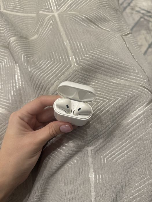 Продается Airpods ОРИГИНАЛ