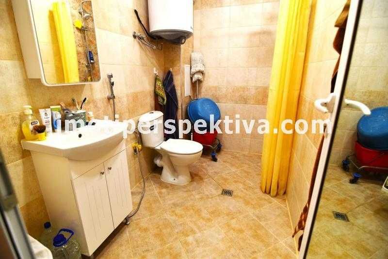 Продава се Двустаен апартамент в Пловдив, Кючук Париж - 64 кв.м за 1219 €/кв.м - Снимка #7