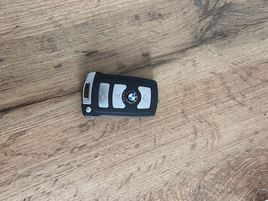 BMW ключи в идеальном состоянии!