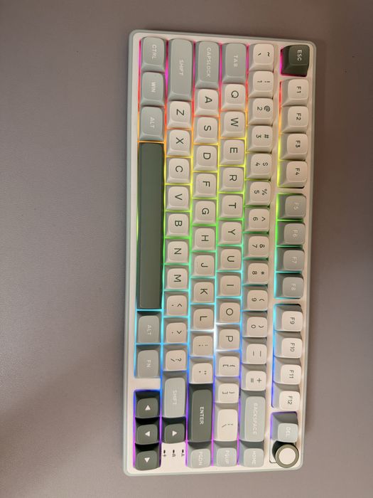 Royal kludge r75 pro
