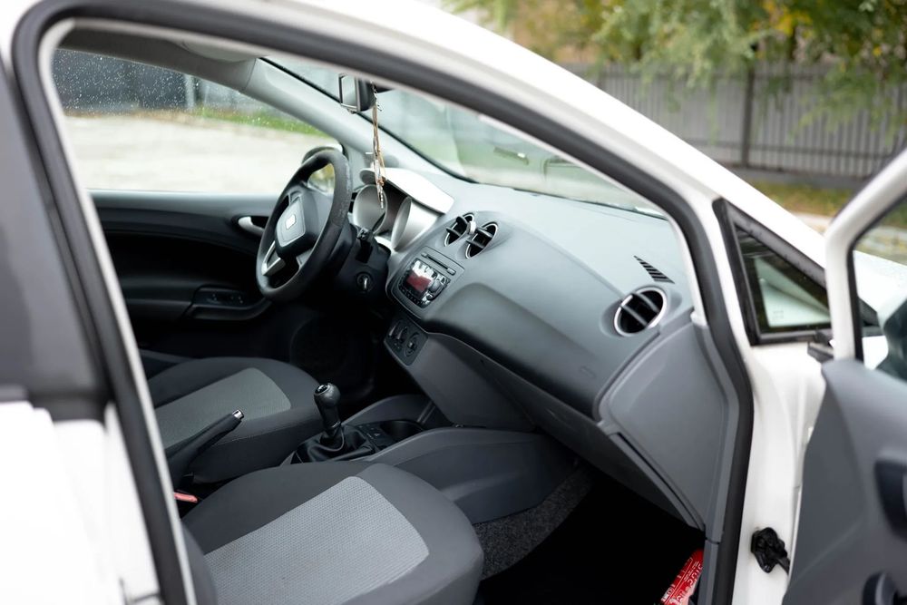 Seat Ibiza 2010 diesel, 2.900 € — imagine 20