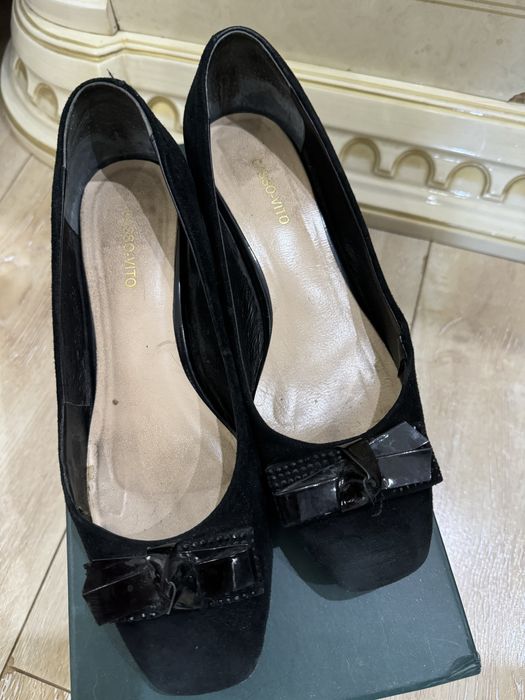 Туфли женские из натуральной замши