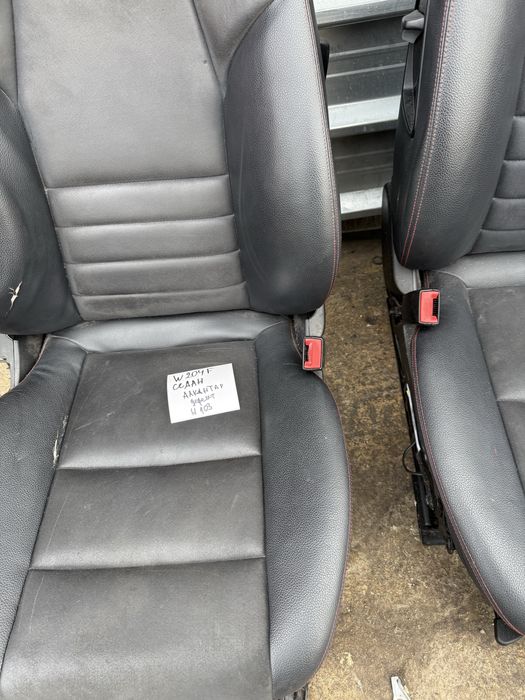 Кожен салон с алкантара за Mercedes benz w204 facelift лек дефект н103