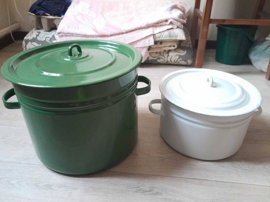 Продаются 2 кастрюли