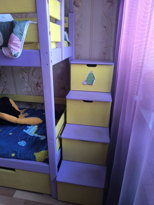 Детская двухспальная кровать