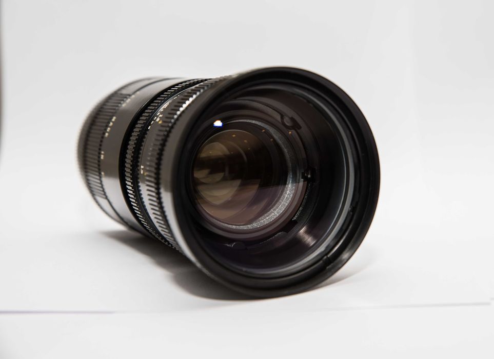 Angenieux Zoom 45-90mm F/2.8 Lens for Leica