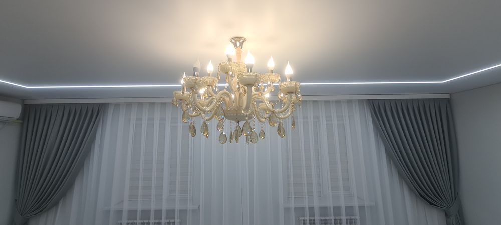 Люстра 12 рожковая