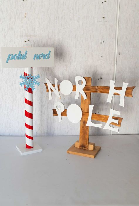 Recuzita foto - indicatoare Santa Claus