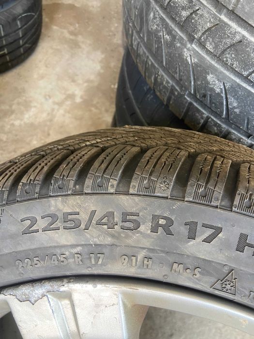 Гуми с джанти 225/45R17
