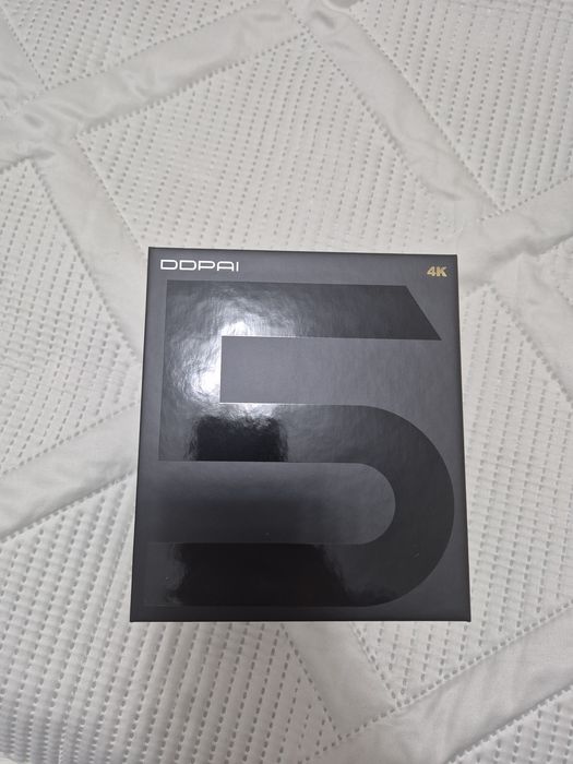 Продам видеорегистратор DDPAI Dash Cam Mini 5