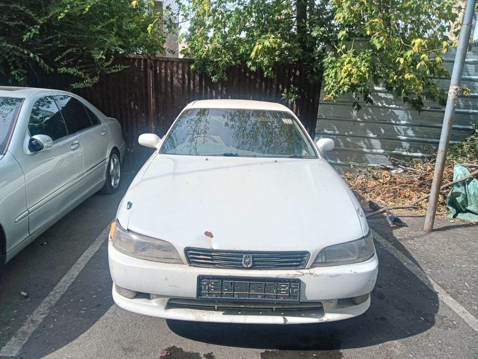 Toyota mark 2 машина