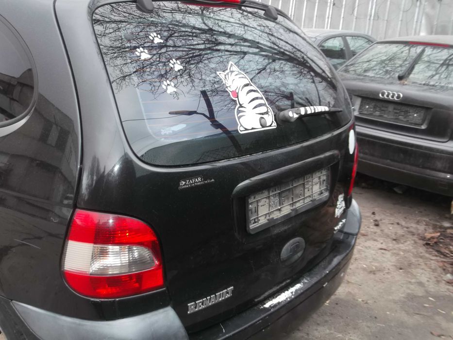 Рено Меган Сценик 1.6 16в 107 к.с.Автоматик 2002 год.Само на части