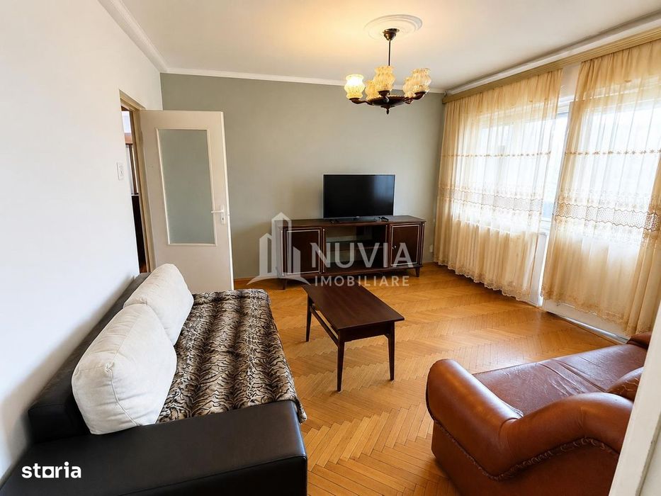 Apartament 3 camere, zona Centru