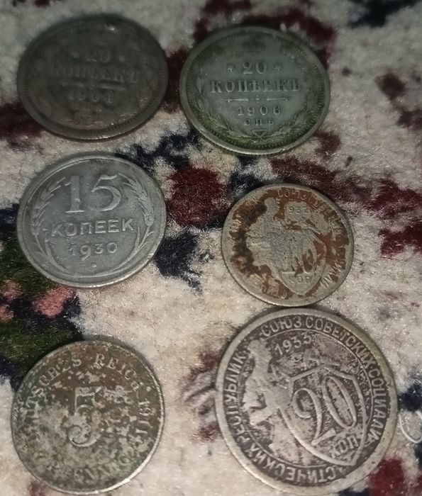 Продам коллекционние часи монети фотоаппарати и бумажные деньги! 500$