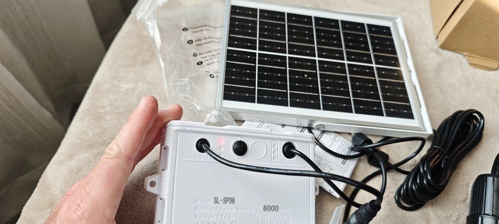 Set proiectoare solare RGB