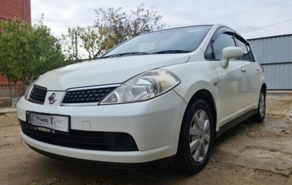 Ниссан тиида правый руль оригиналь