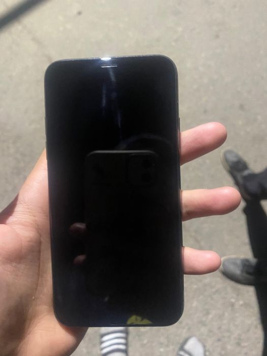 Продам Iphone XS