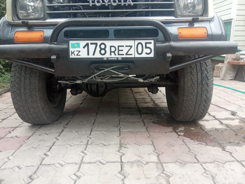 Л К ПРАДО 78 внедорожник 1994г