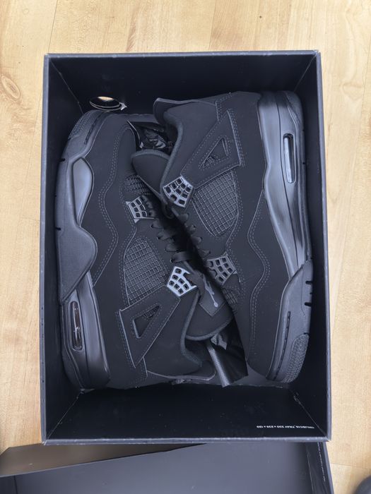 Jordan 4 Retro “Black Cat” (2020)