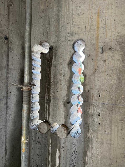 Gauri De Hota Carotari Beton