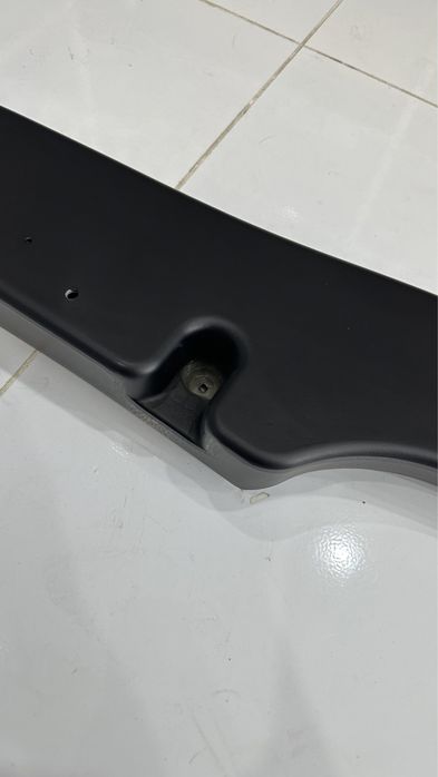 Губа бампера от БМВ Е39. BMW E39