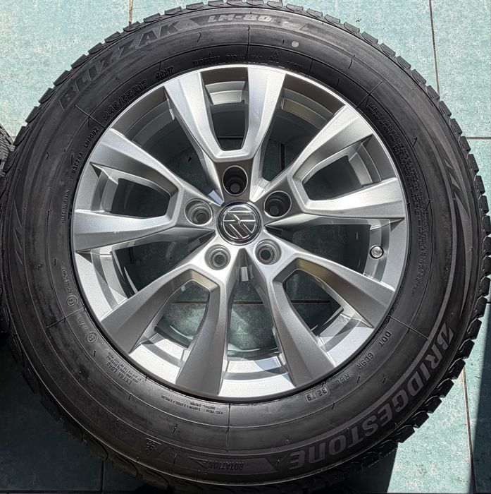 Roti jante VW Amarok Touareg 7L R5 R17 245/65/17 Bridgestone iarna