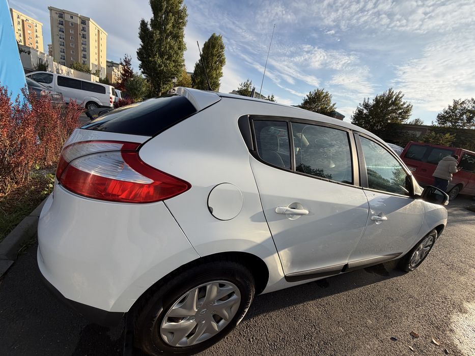 Renault Megane 2014 diesel, 4.000 € — imagine 5