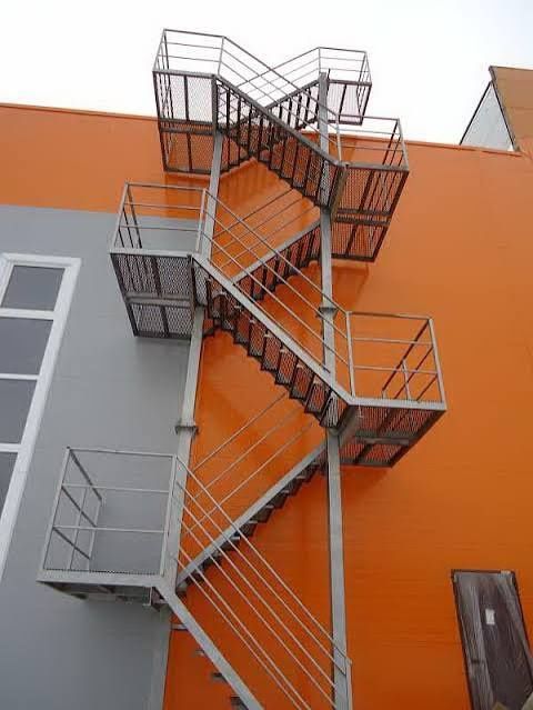 Пожарный лестница