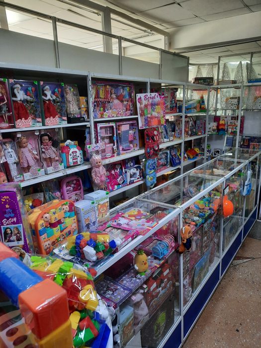 Торговый отдел детских игрушек
