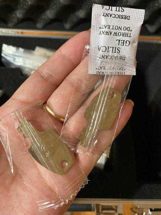 Массажер для дома и бизнеса.