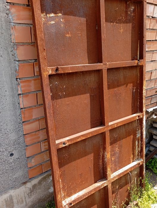 Продам опалубку 2м*1м