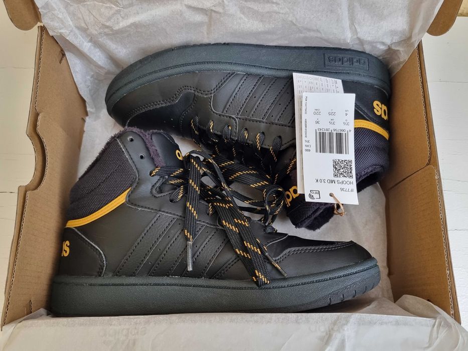 Ghete bocanci Adidas marimea 36, imblaniti