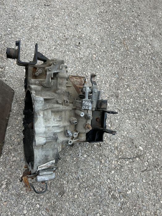 Скоростна кутия за Тойота Авенсис!2.0 кубика 116 к.с!Без пета скорост!