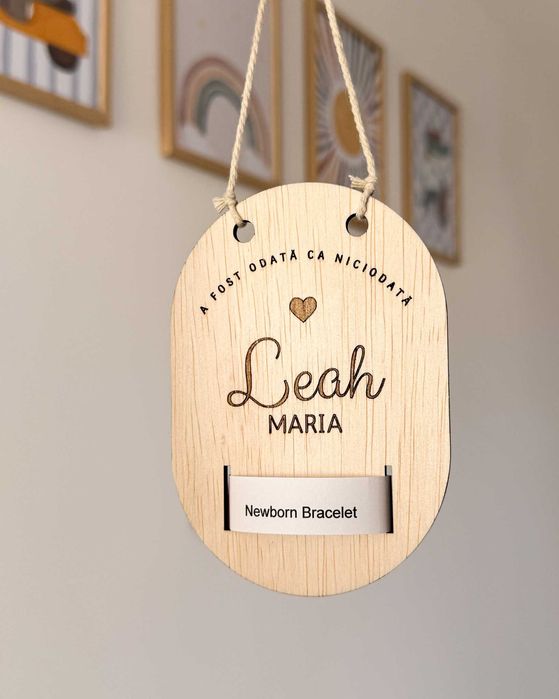 Suport brățară nou născut