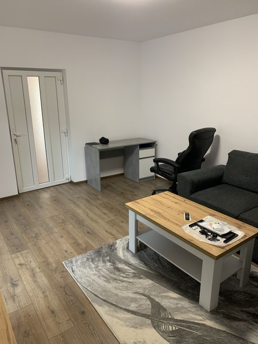 Vand masa de birou cu scaun