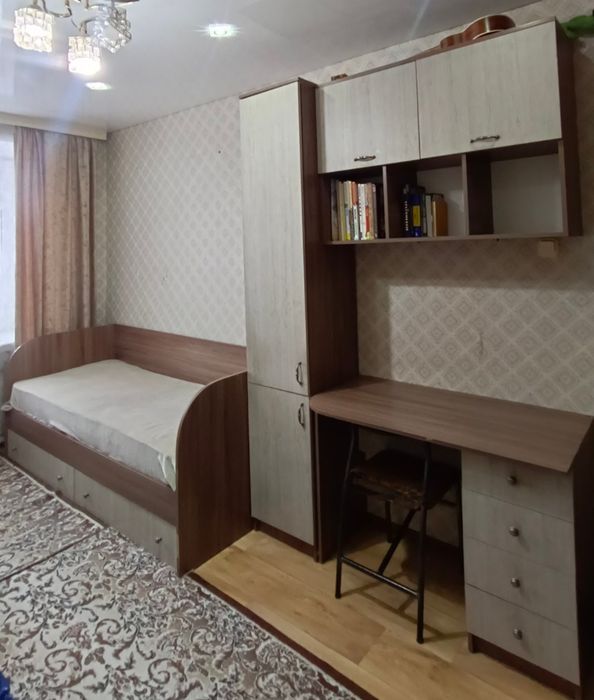 Спальный гарнитур подростковый