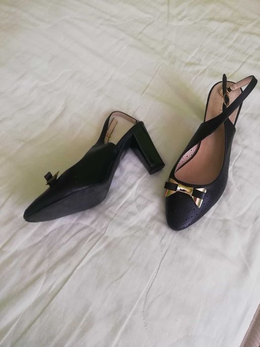 Дамски официални обувки