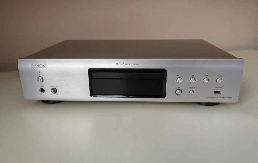Denon DCD 720 AE компакт диск плейър с дистанционно