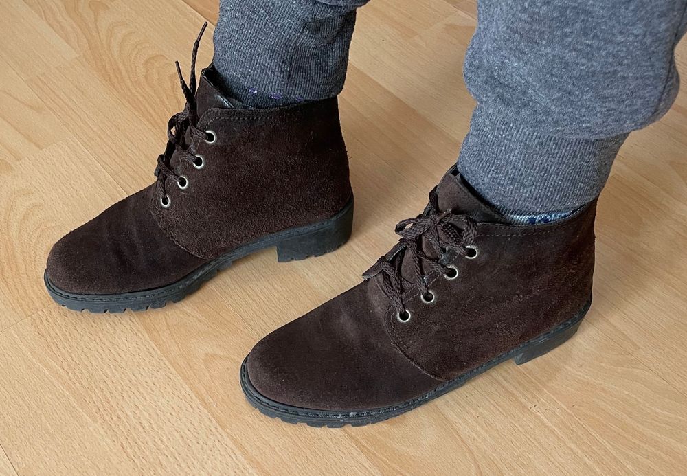 Ghetute maro imblanite piele nat.36