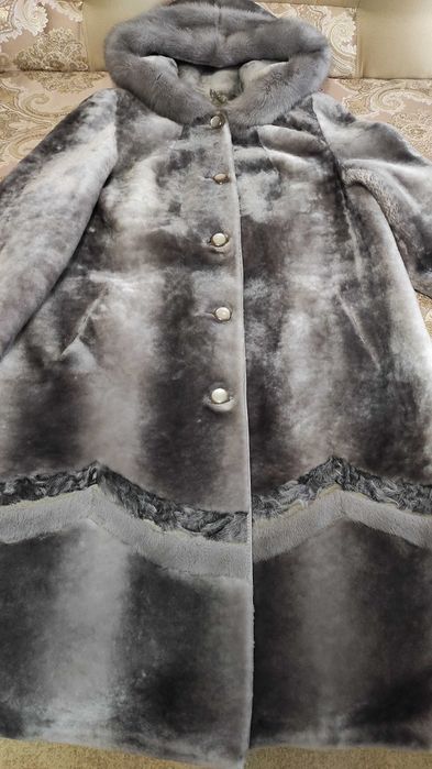 Шуба мутоновая, размер 54.