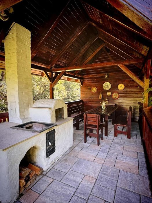 Vand Casa de Vacanta la Cheie  Bistra Muresului