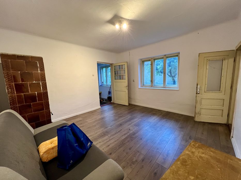 Proprietate casa în centru Bonțida, ideal pentru dezvoltatori, 200 m de Castelul Bánffy, teren 1.642 mp