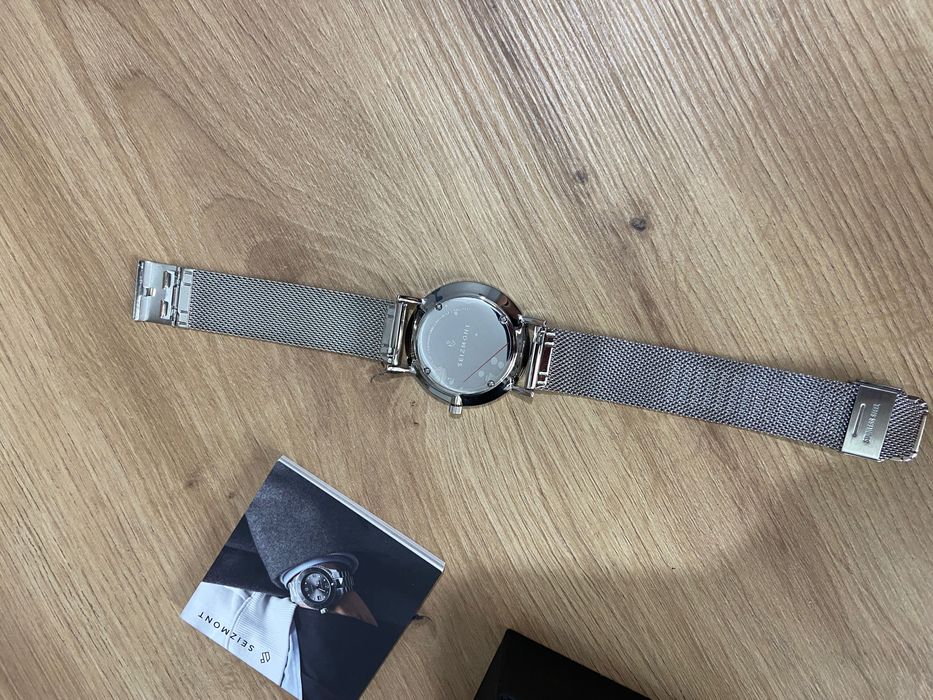 Часовник Malthe Moment