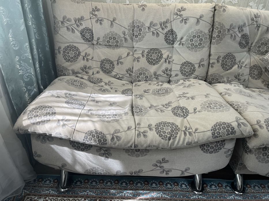 Диван и 2 кресла