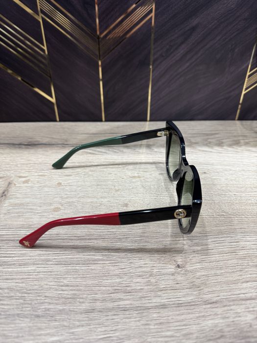 Солнцезащитные очки GUCCI