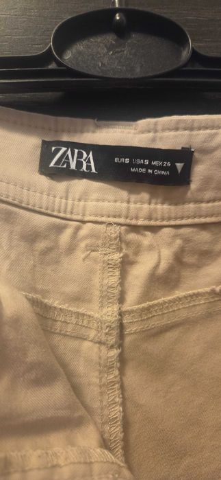 Pantaloni cargo marca Zara,marimea S,stare foarte buna