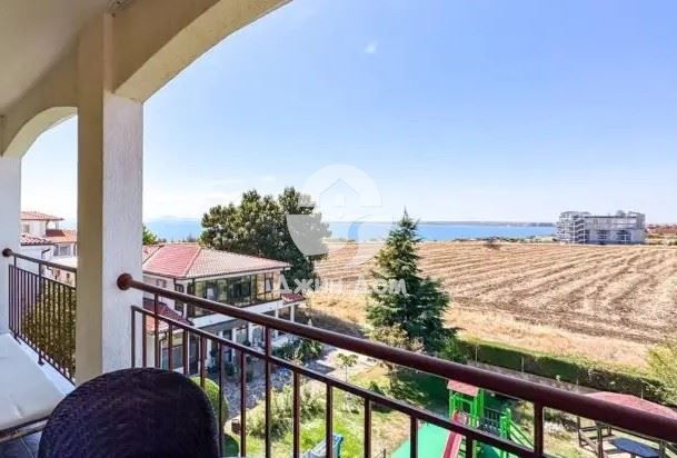 Двустаен апартамент с ГЛЕДКА МОРЕ в к-с „Рутланд Бийч 1“, с. Равда